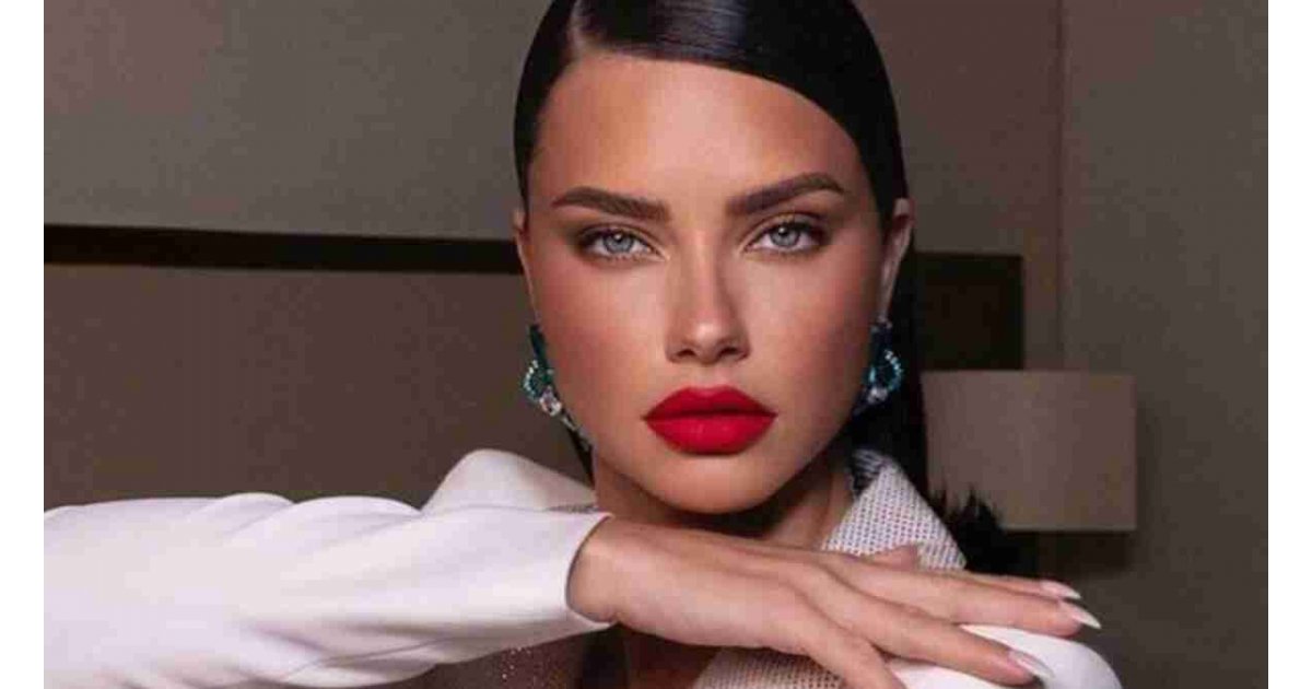 4 ay önce doğum yapan Adriana Lima görüntüsüyle şaşkına çevirdi 