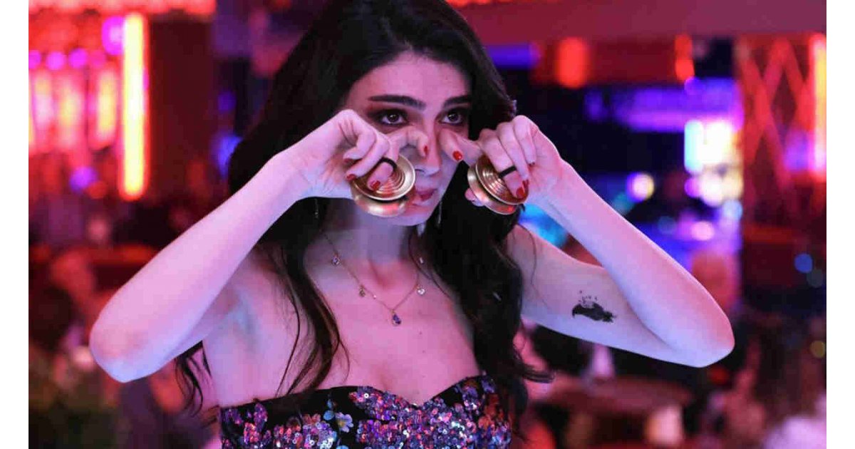 Dilber'in gözleri yaşlı: İnci Taneleri'ne Cannes'ta özel gösterim 