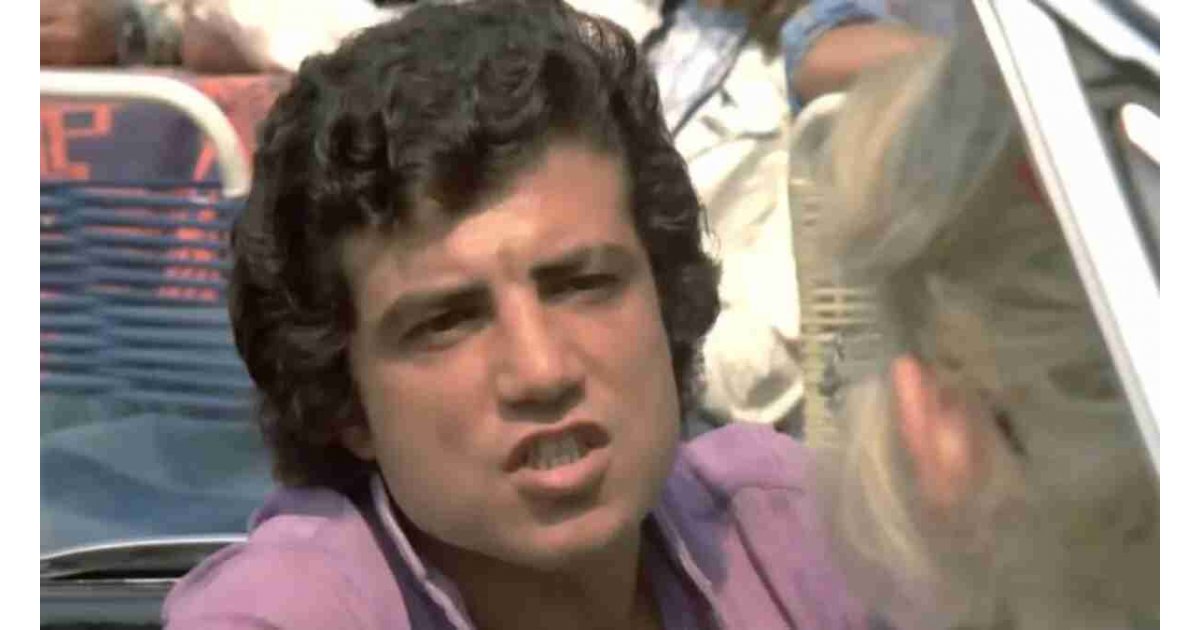 Görenler tanıyamadı...76 yaşındaki Eriş Akman bakın şimdi ne yapıyor? Aile Şerefi’nin Oktay’ıydı... 