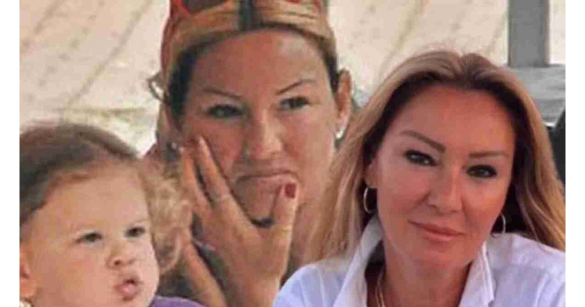 Pınar Altuğ’un kızı güzelliğiyle annesini solladı! Yağmur Atacan’a benzetiliyordu! Su gerçekten ismi gibi bir kız oldu dupduru... 