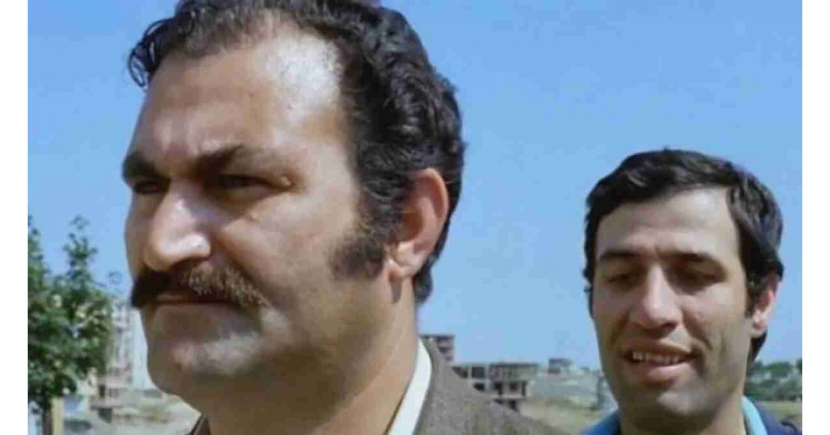 Sakar Şakir’in Gardırop Fuat’ıydı... Kemal Sunal’ın rol arkadaşı Ünal Gürel’in oğlu da oyuncu çıktı! Meğer babasından da ünlüymüş 