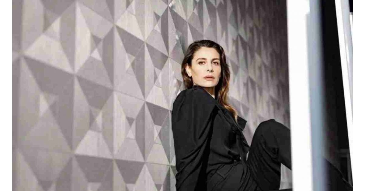 Ben Bu Cihana Sığmazam’ın yıldızı Ebru Özkan imajını tamamen yeniledi! İşte Ebru Özkan’ın yeni imajı! 