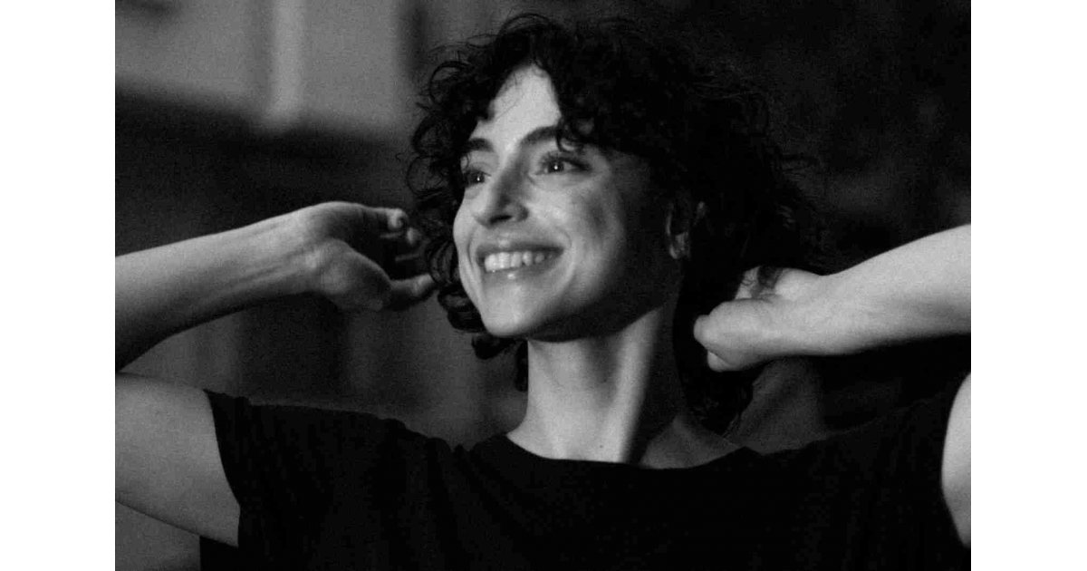 Cemre Paksoy 'Night Nurse'ün başrolünde: Masum bir flört aldatıcı bir şehvete dönüşüyor 