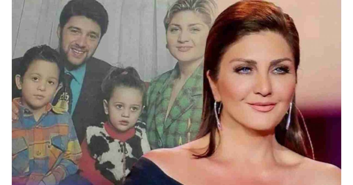 Sibel Can 54 yaşına bastı! Çocukları Melisa Ural, Emir Aksüt, Engincan Ural bir araya geldi! İşte Sibel Can ve çocuklarından doğum günü pozu