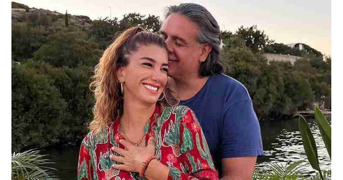 Evlendiği yerde 10. yılını kutladı!