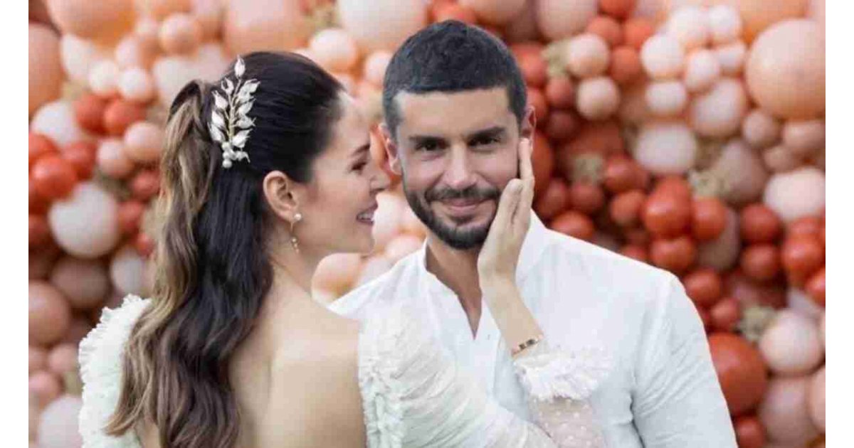 Gözde çift Berk Oktay ile Yıldız Çağrı Atiksoy minik kızları Mira Milena ile Maldivler'de!