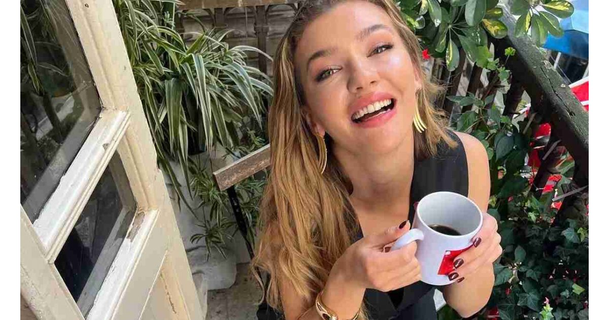 Oyuncu Melisa Döngel'in kız kardeşi güzelliğiyle baş döndürdü! Görenler 