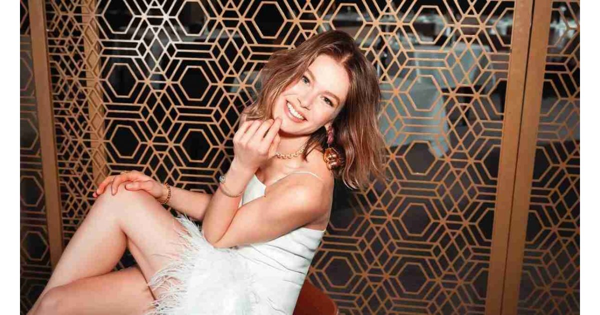 Burcu Biricik’ten kızıyla ilk paylaşım! İşte Burcu Biricik’in minik kızı!