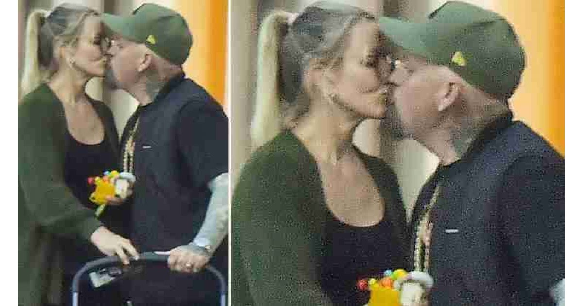 'Mutlu evlilik için yatak odanızı ayırın' demişti... Ama kendisi sokakta bile kocasından uzak duramadı