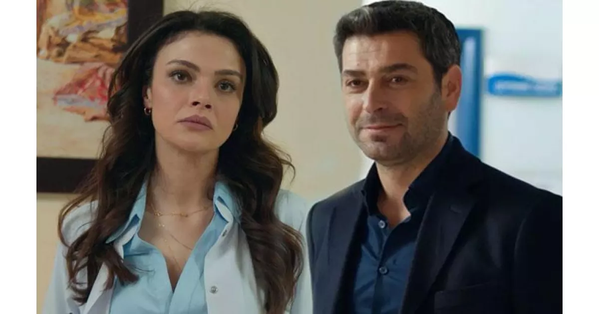 Uzak Şehir 14. Bölümünü Kanal D'de izleyin! Cihan ve Alya arasındaki kıskançlık iyice tırmanıyor.  Full HD, kesintisiz izleyin!
