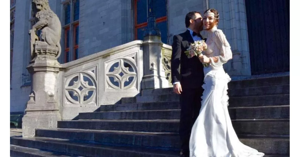 Brüj'de, 9 yıl önce bugün evlenmişti, en sevdiği yer. Cancağızım!
