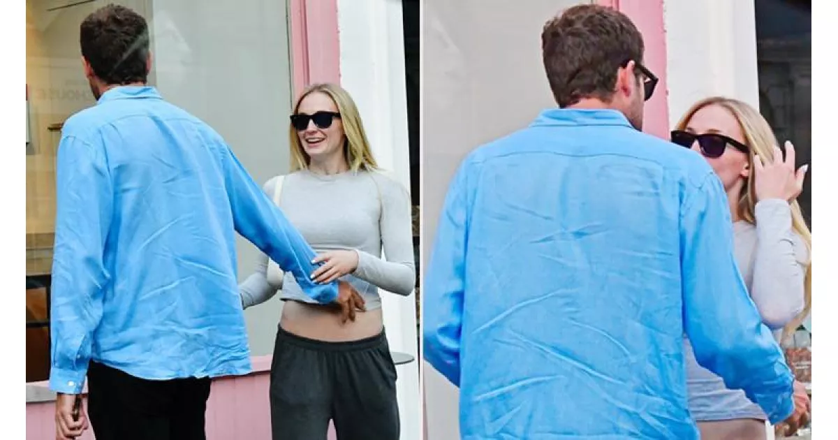 Gözler buluştu, eller kavuştu. Seven kalpler ayrılığa dayanamadı. Dargın aşıklar barıştı.