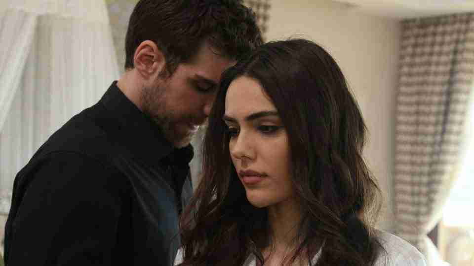 Üç Kız Kardeş En Çok İzlenen Dizi Oldu...