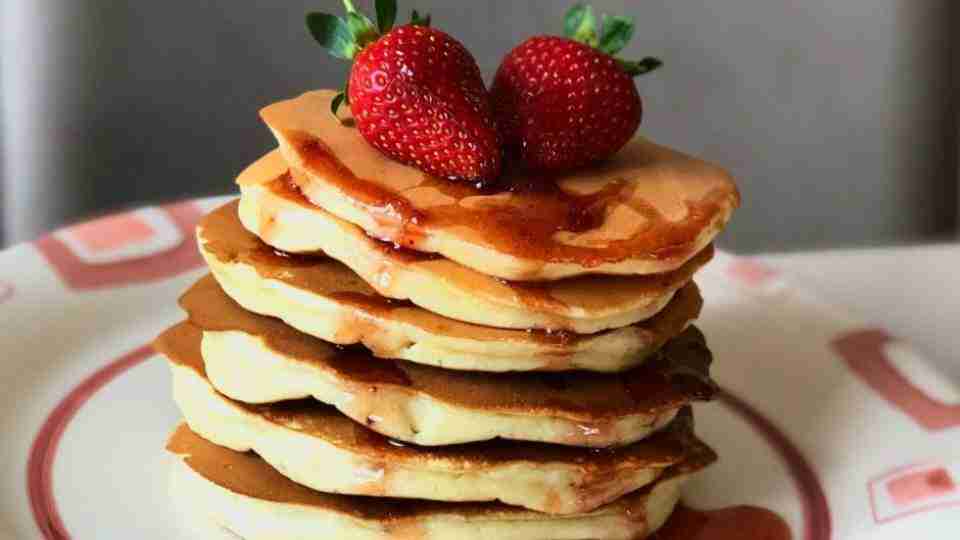 Evlere şenlik parmak ısırtan pankek nasıl yapılır? Kolay pankek tarifi... Evlere şenlik parmak ısırtan pankek nasıl yapılır? Kolay pankek tarifi...