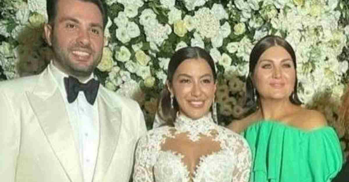 Boşanma haberleri sonrası Engincan Ural’dan aşk pozu! Sibel Can’ın oğlu Engincan Ural eşi ile romantizmin doruklarında! 