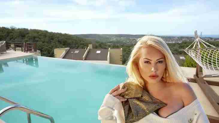 Evrim Akın, Aylin Coşkun'un evini gezdi - Magazin Haberleri 