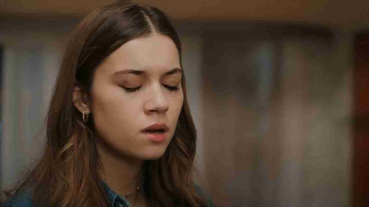 Afra Saracoğlu'na 'yeteneksiz' denince ortalık fena karıştı: Utanmaz, Gargamel! 