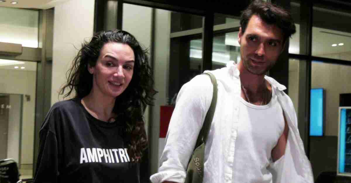 Birce Akalay ile Hakan Kurtaş, gece apar topar hastaneye gitti! Birce Akalay'a ne oldu, son durum nedir? - Magazin haberleri 