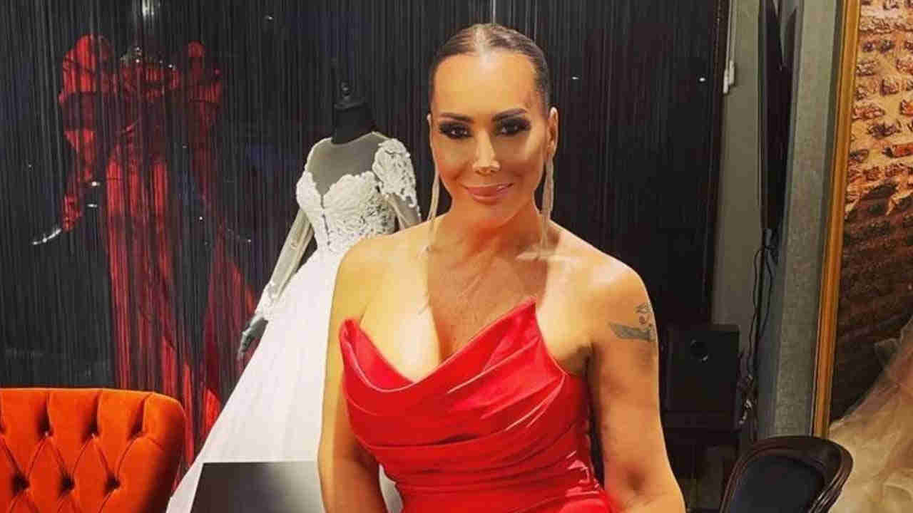 Evlenip Almanya'ya yerleşmişti... Asena'dan olay sözler 