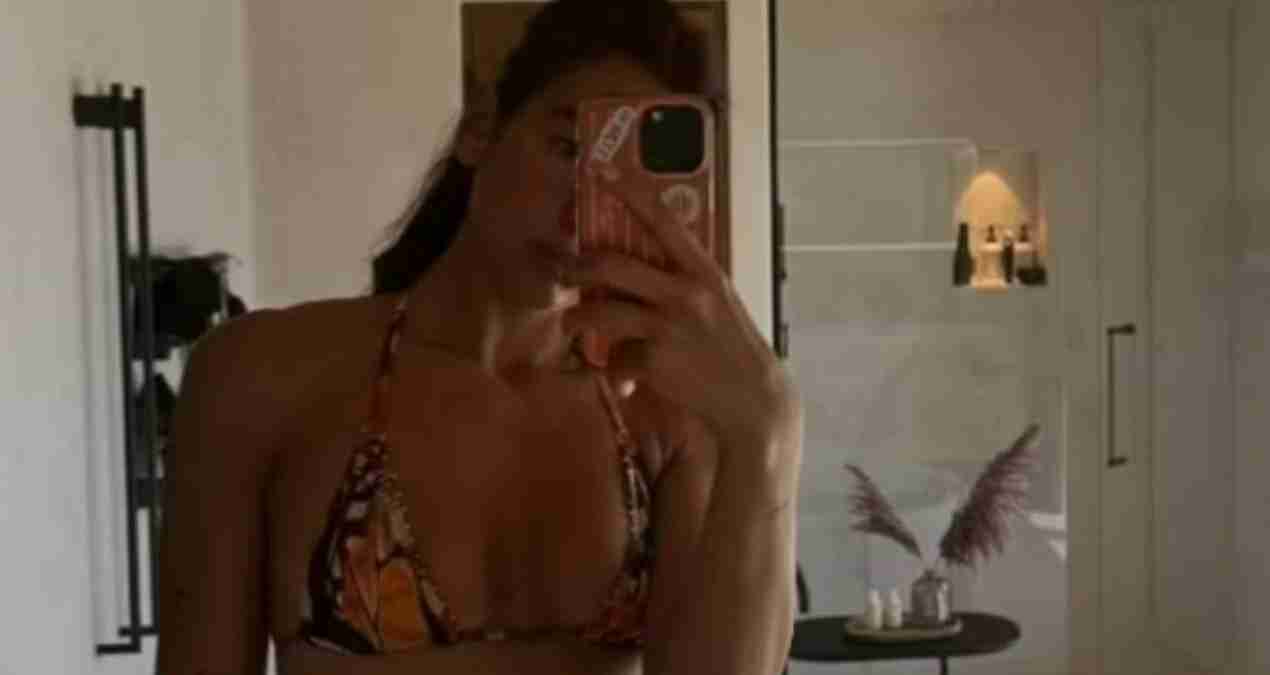 Dua Lipa doğum gününden özel fotoğraflarla dikkat çekti