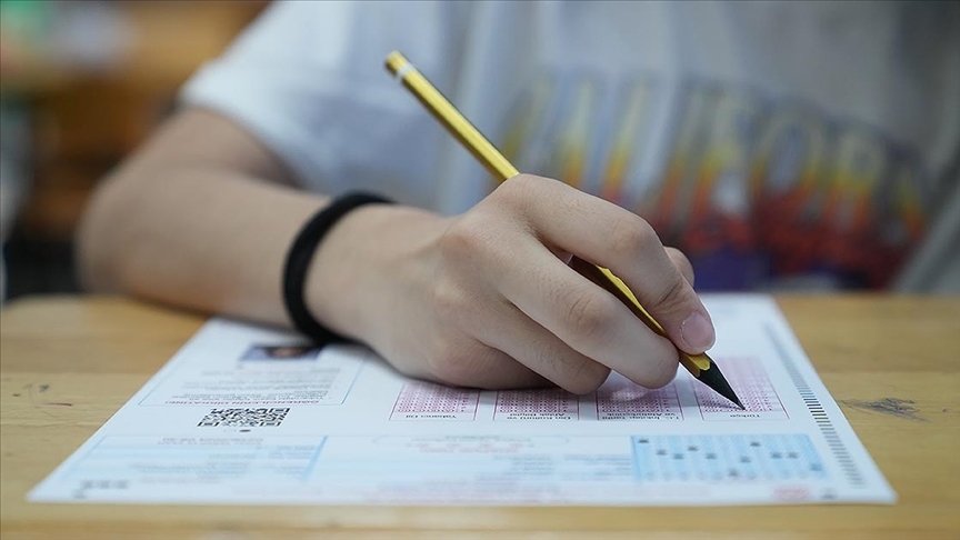 LGS merkezi sınav sonuçları açıklandı, 719 öğrenci tam puan aldı. Tercihler 14-24 Temmuz arasında yapılacak LGS merkezi sınav sonuçları açıklandı, 719 öğrenci tam puan aldı. Tercihler 14-24 Temmuz arasında yapılacak