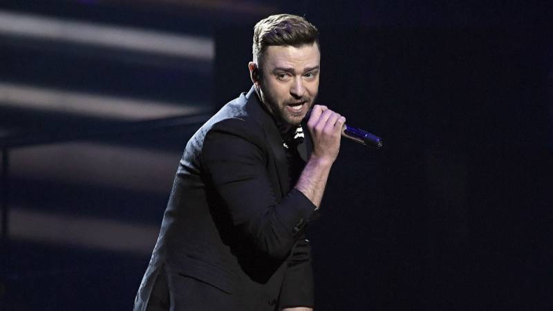 Justin Timberlake, 11 yıl aradan sonra İstanbul’da konser verdi. Organizatör firma, terör saldırısı tehdidi nedeniyle güvenlik önlemlerini artırdı. Justin Timberlake, 11 yıl aradan sonra İstanbul’da konser verdi. Organizatör firma, terör saldırısı tehdidi nedeniyle güvenlik önlemlerini artırdı.