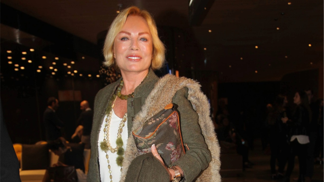 Semiramis Pekkan saçlarını kaybettiğini ve peruk kullandığını açıkladı.