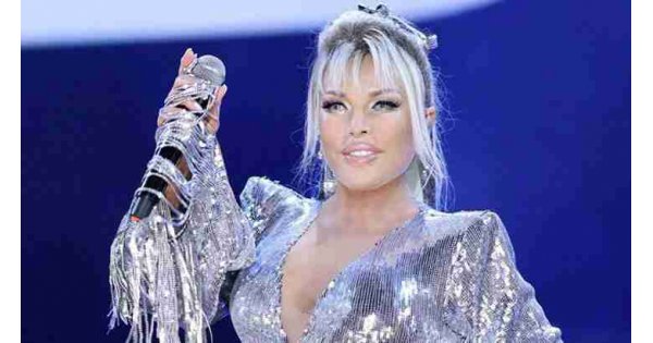 Ajda Pekkan ne ameliyatı oldu? Ajda Pekkan'ın sağlık durumu nasıl? Ajda Pekkan ne ameliyatı oldu? Ajda Pekkan'ın sağlık durumu nasıl?