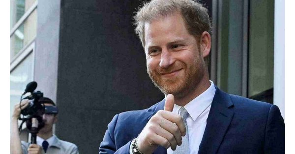 Prens Harry 'telefon hackleme' davasında tazminatı kabul etti 