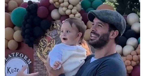 Barış Arduç kızıyla sahilde keyif yaptı! Barış Arduç’la minik kızı Jan Asya’nın kalpleri ısıtan o anları! Barış Arduç kızıyla sahilde keyif yaptı! Barış Arduç’la minik kızı Jan Asya’nın kalpleri ısıtan o anları!