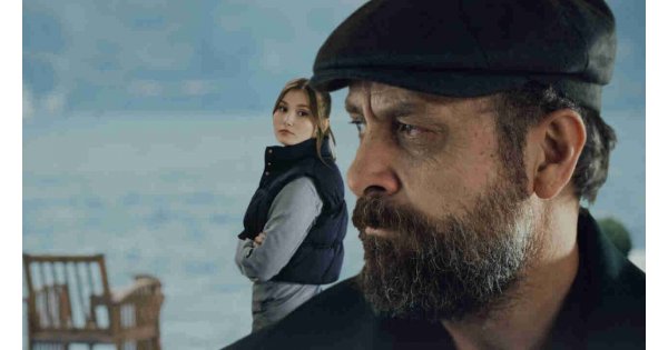 O sahneleri gündemdeydi... İlayda Akdoğan, Nejat İşler'i öve öve bitiremedi