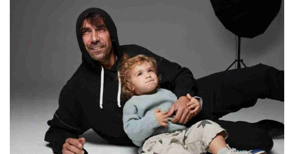 Oyuncu İbrahim Çelikkol oğluyla tatile çıktı! Kite sörf yaptı Oyuncu İbrahim Çelikkol oğluyla tatile çıktı! Kite sörf yaptı