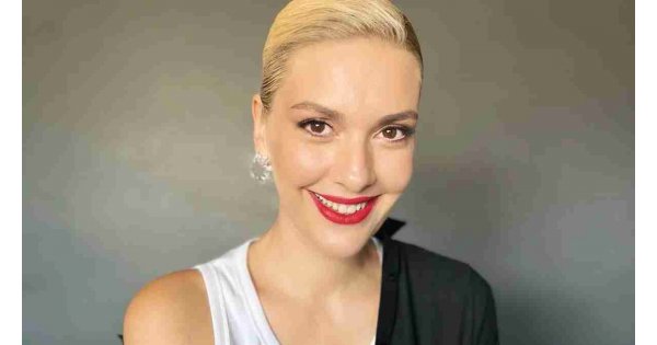 Bergüzar Korel yeni yaşını böyle kutladı! Esra Erol’dan yakın arkadaşı Bergüzar Korel’e duygusal kutlama: Dokunsan ağlarım! Bergüzar Korel yeni yaşını böyle kutladı! Esra Erol’dan yakın arkadaşı Bergüzar Korel’e duygusal kutlama: Dokunsan ağlarım!