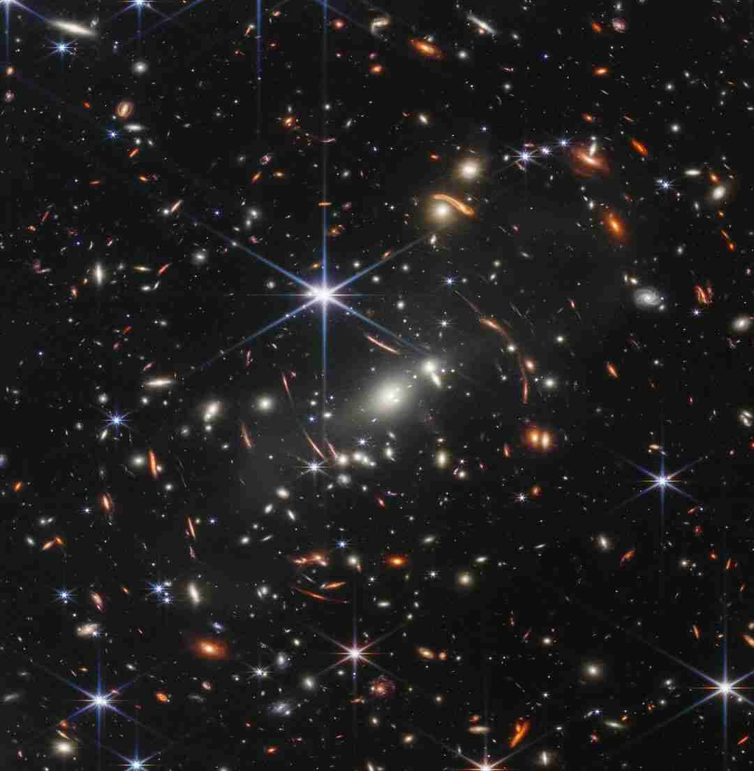 Evrenin en derin görüntüsünü NASA paylaştı!