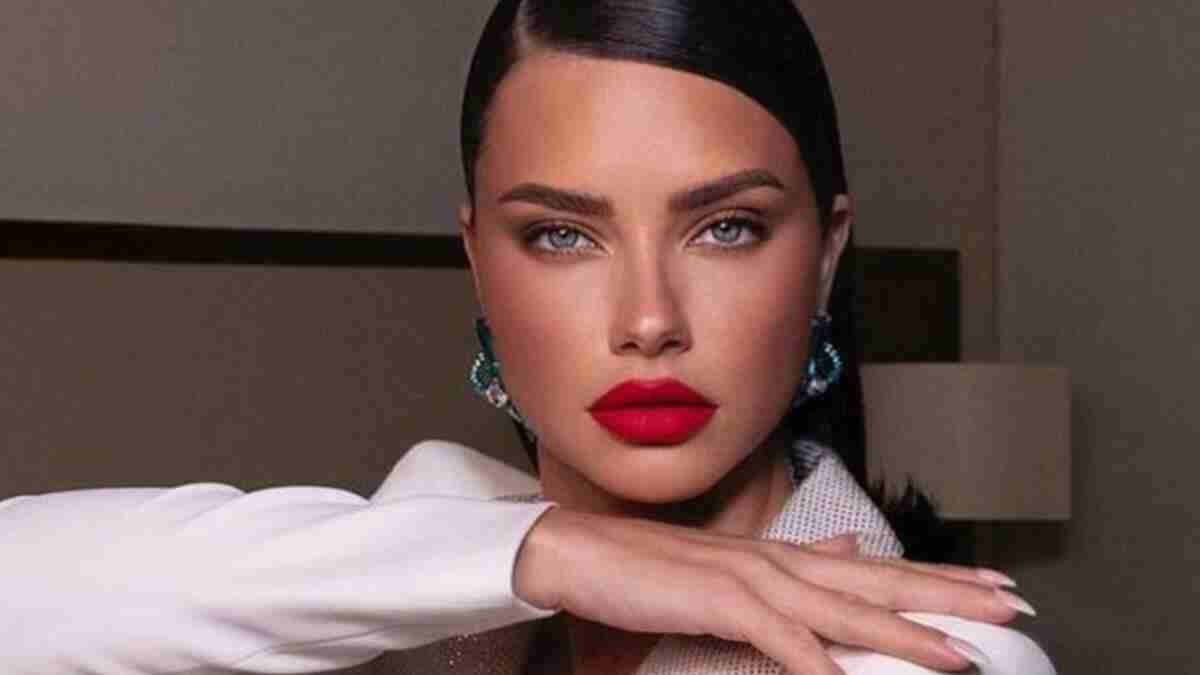 4 ay önce doğum yapan Adriana Lima görüntüsüyle şaşkına çevirdi