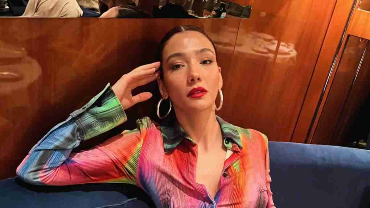 Aybüke Pusat'ın Danimarka pozlarına beğeni yağdı! 'Kraliçe geri döndü'