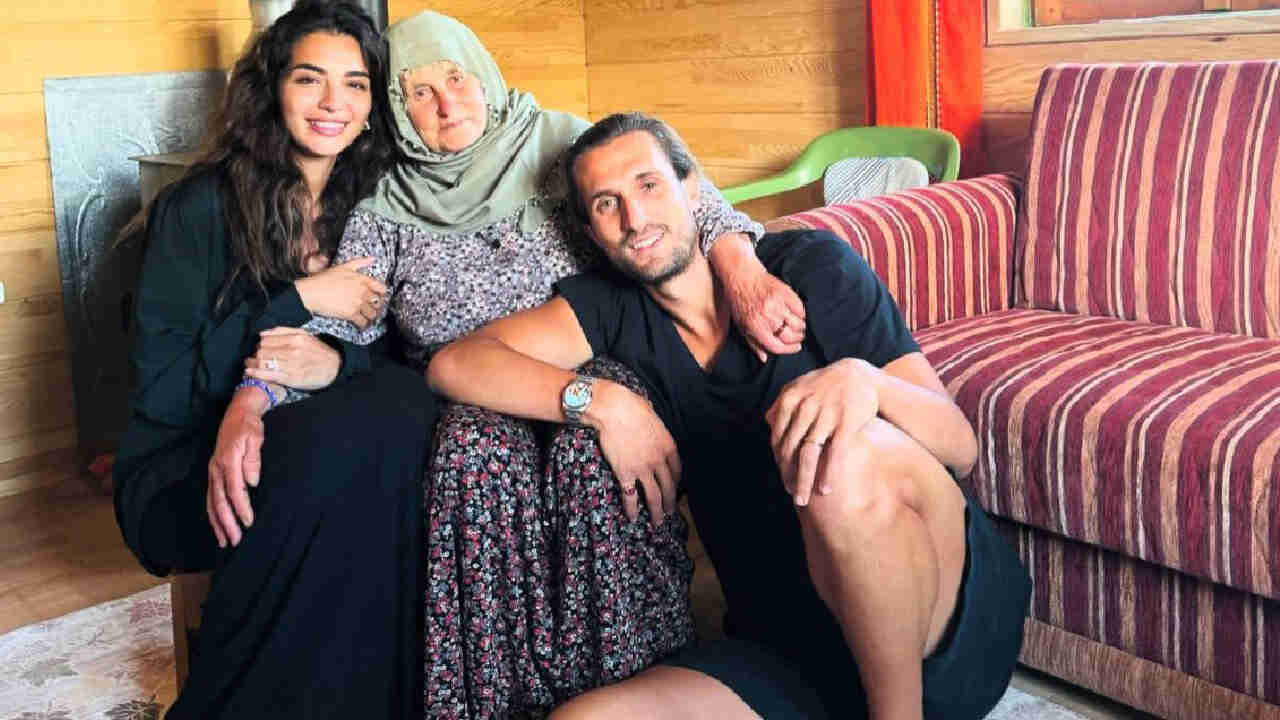 Yusuf Yazıcı ve Melisa Aslı Pamuk çifti Trabzon'da