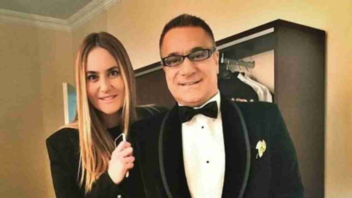 Mehmet Ali Erbil'in biricik torunu Elisa büyüdü okullu oluyor! Mehmet Ali Erbil paylaştı Elisa'ya
