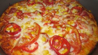 Pizza tarifi: Evde pizza nasıl yapılır? Malzemeleri, pişirme süresi ve yapılışı...